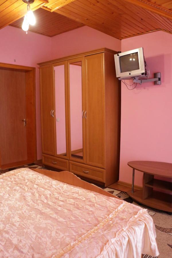 Hotel Karpatskyi Maetok Slawske Exterior foto